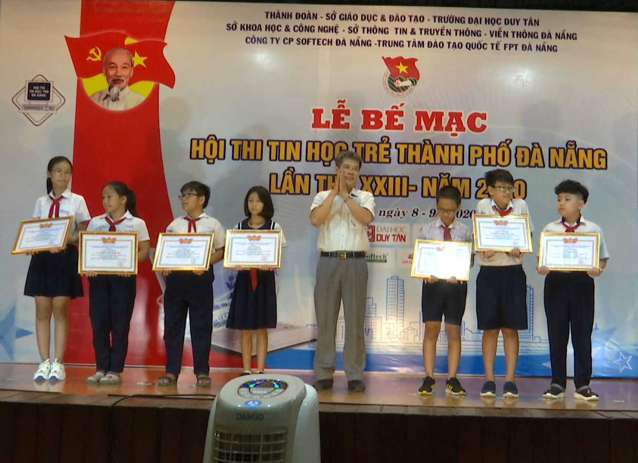 Bế mạc Hội thi Tin học trẻ cấp thành phố lần thứ 23