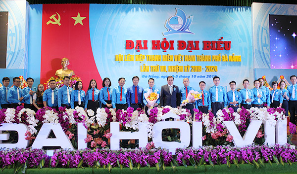trao hoa ch c3 bac m e1 bb abng e1 bb a6y ban h e1 bb 99i kh c3 b3a vii