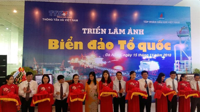 trien lam anh bien dao 2
