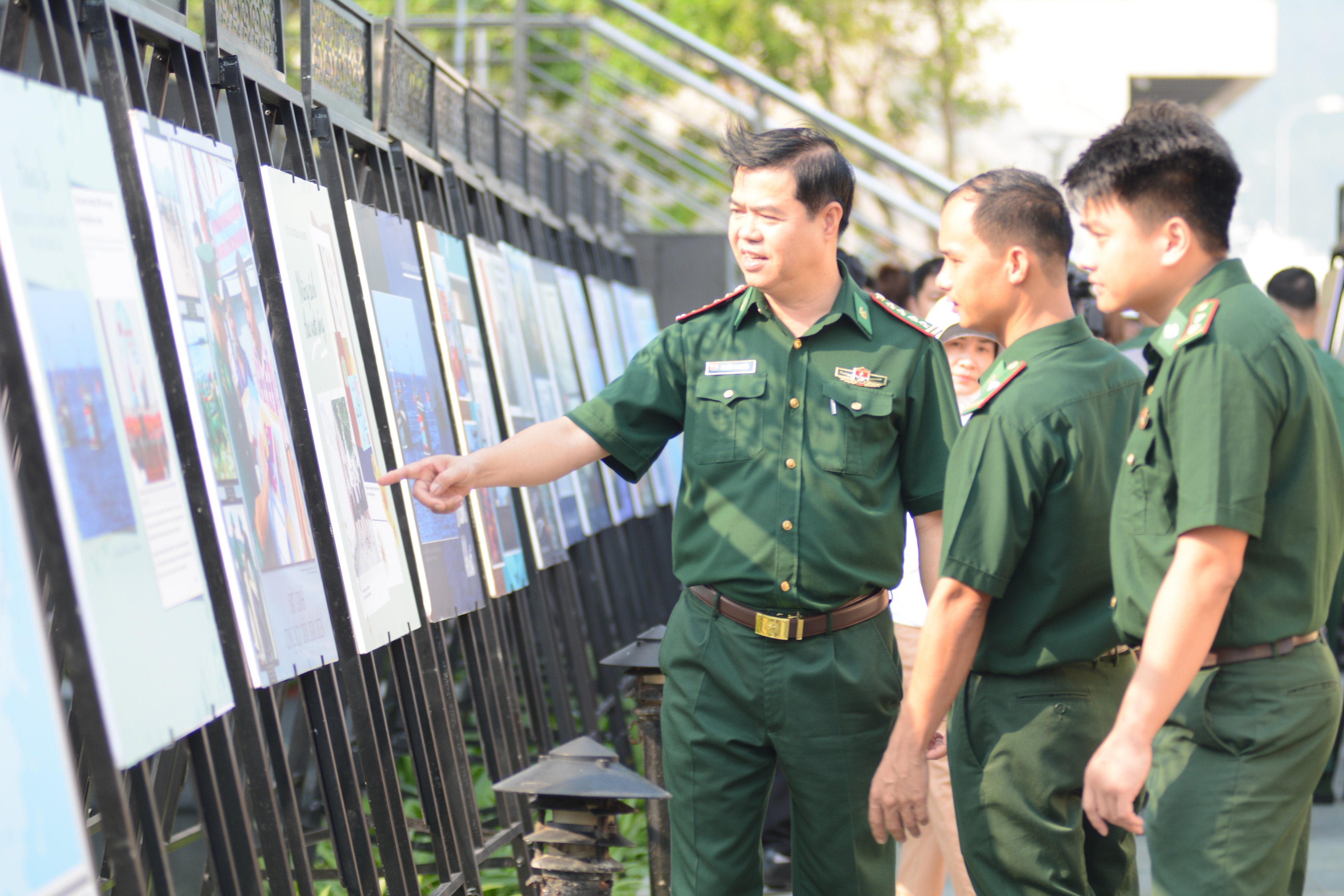 trien lam chau ban trieu nguyen 1