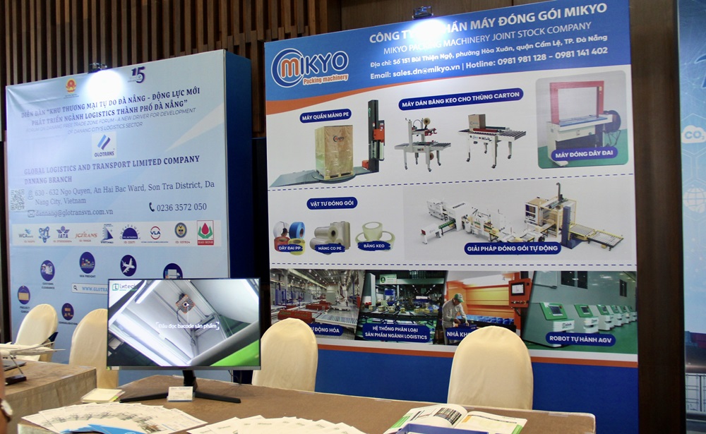 trung bay dien dan logistics 3