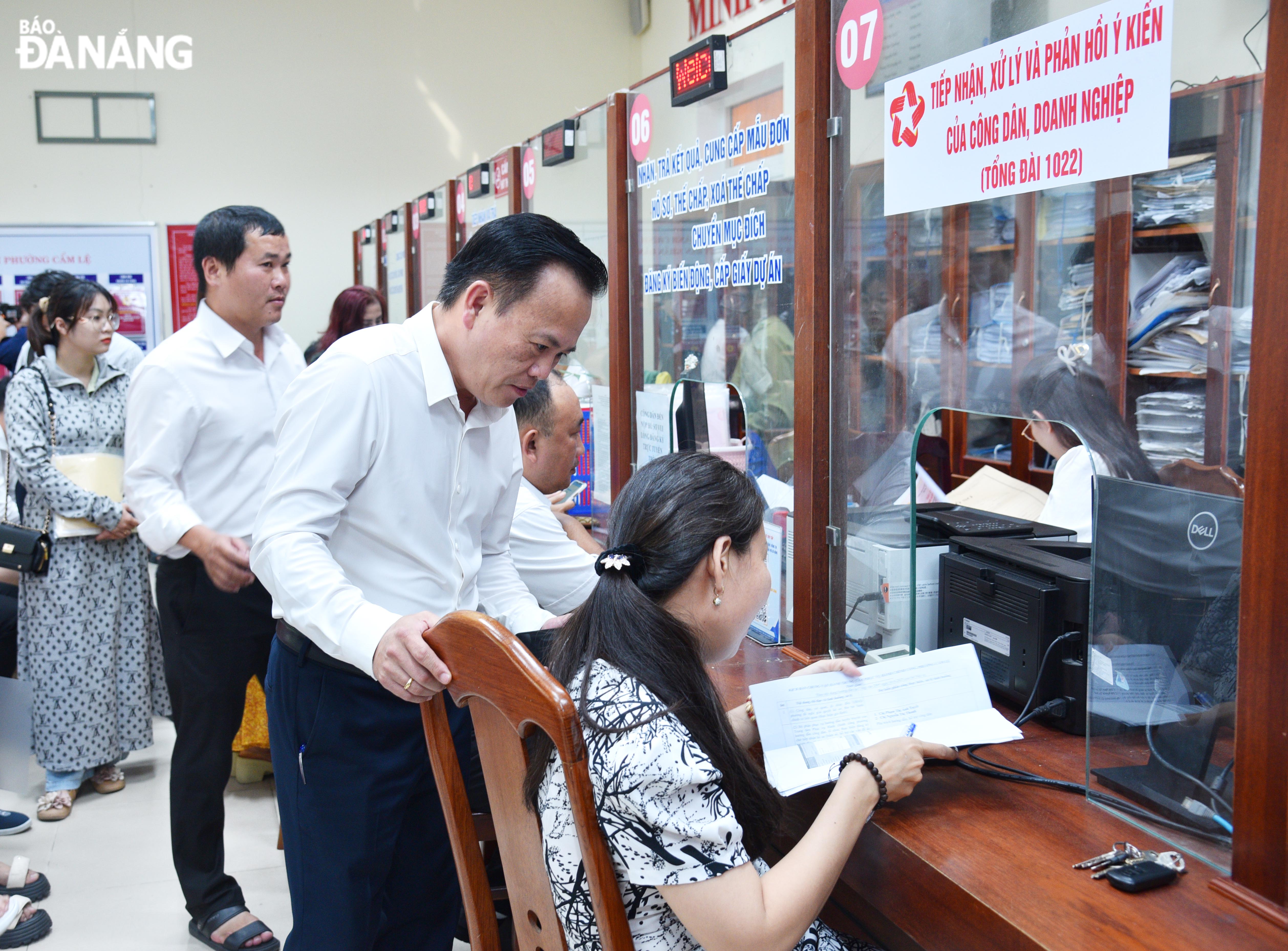trung tam phuc vu hanh chinh cong cam le 2