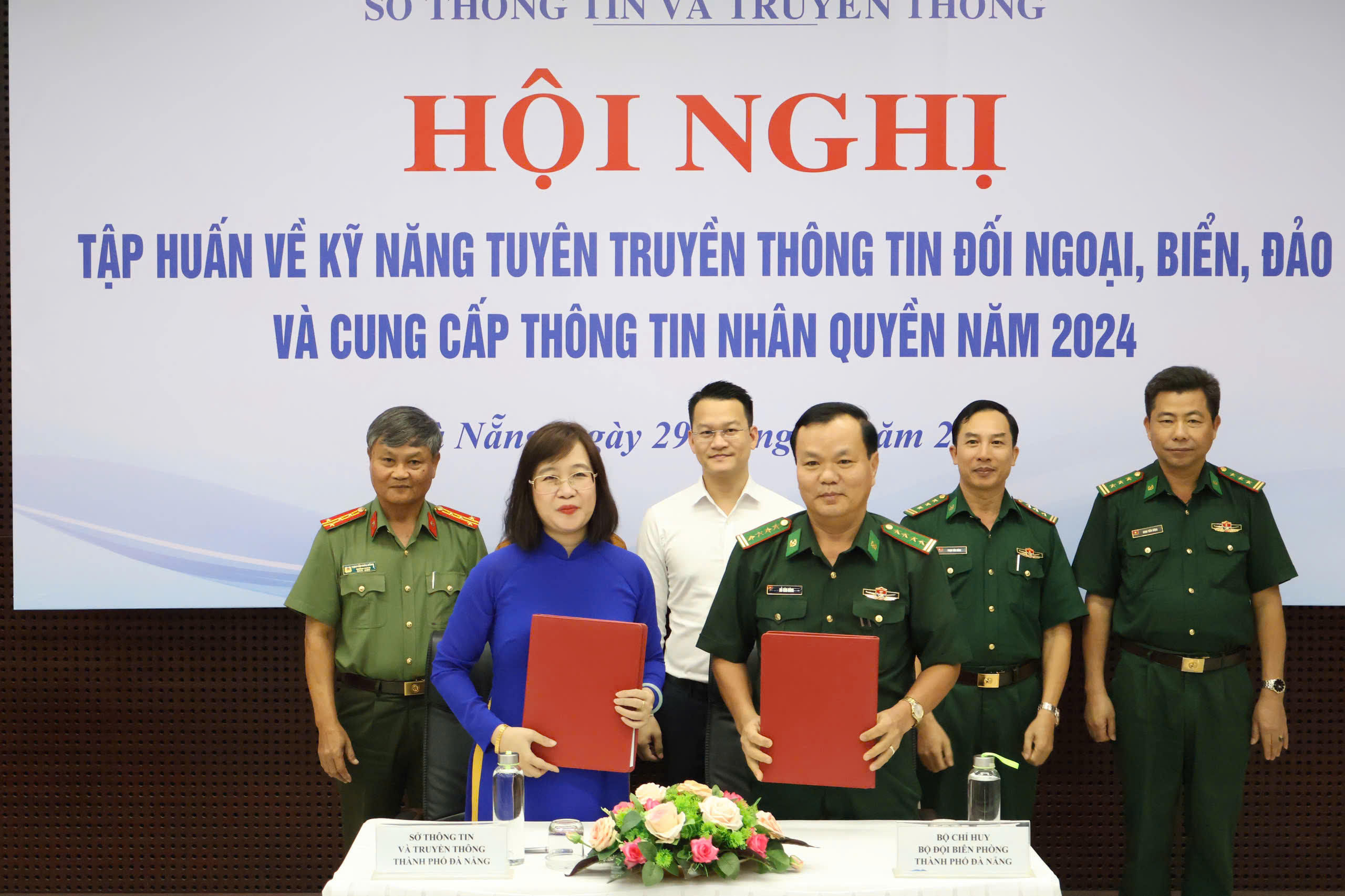 tuyen truyen thong tin nhan quyen 2c bien dao 2