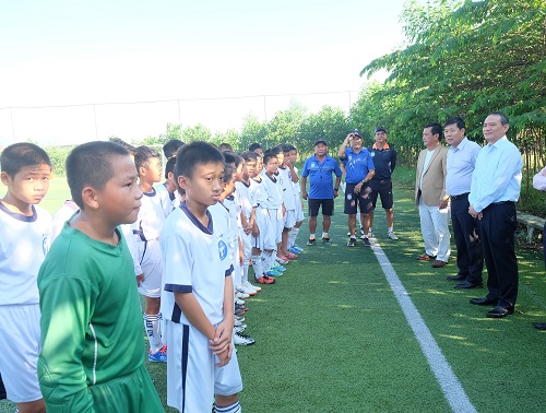 u13