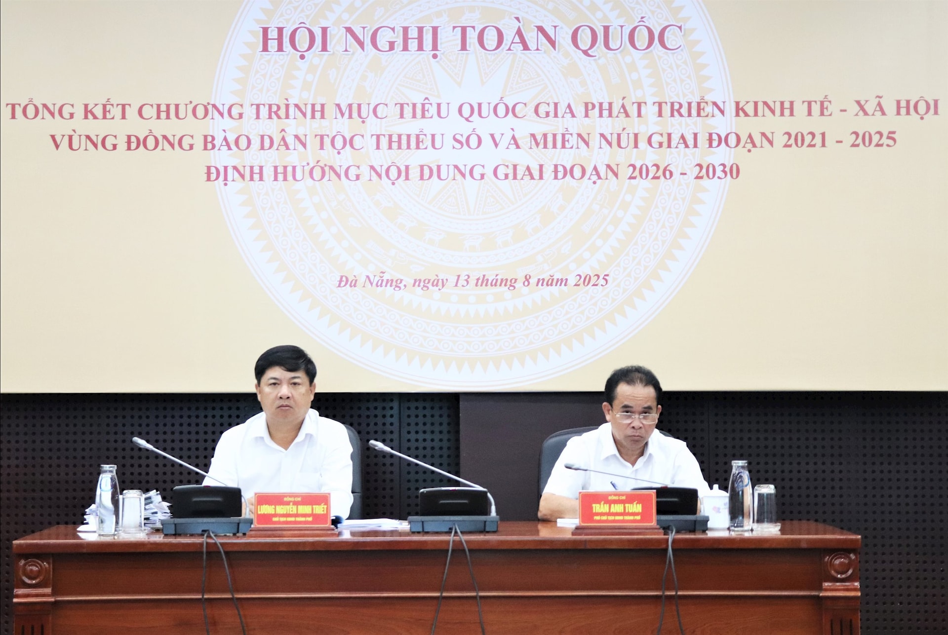 uu tien phat trien vung dong bao dan toc va mien nui 1