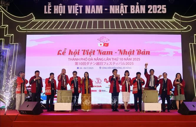 vna potal khai mac le hoi viet nam nhat ban thanh pho da nang lan thu 10 stand