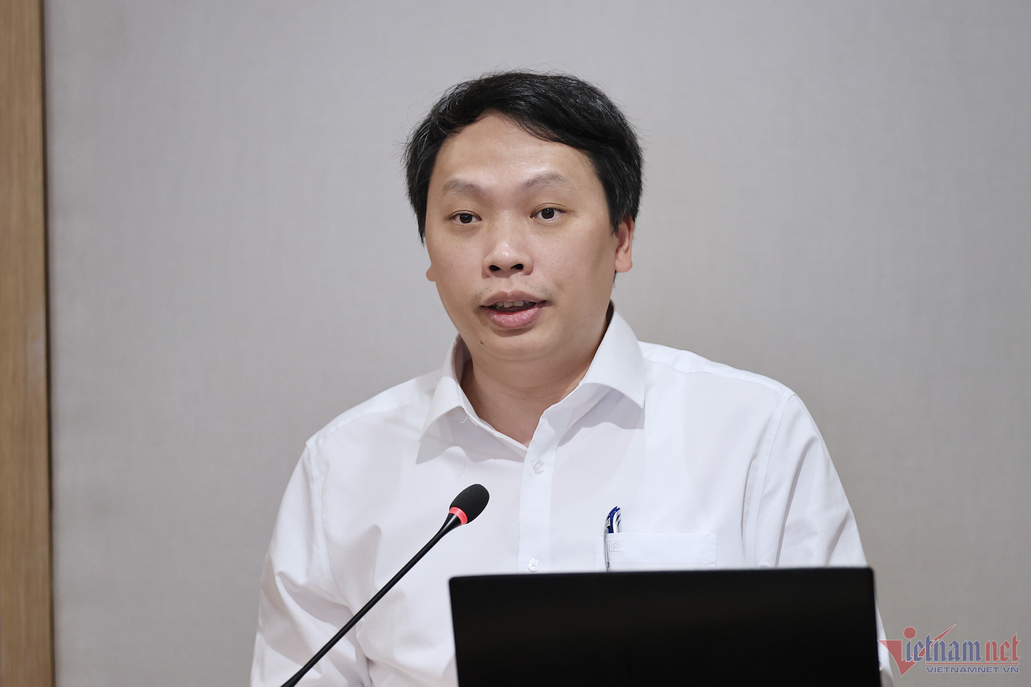 w thu truong nguyen huy dung 4