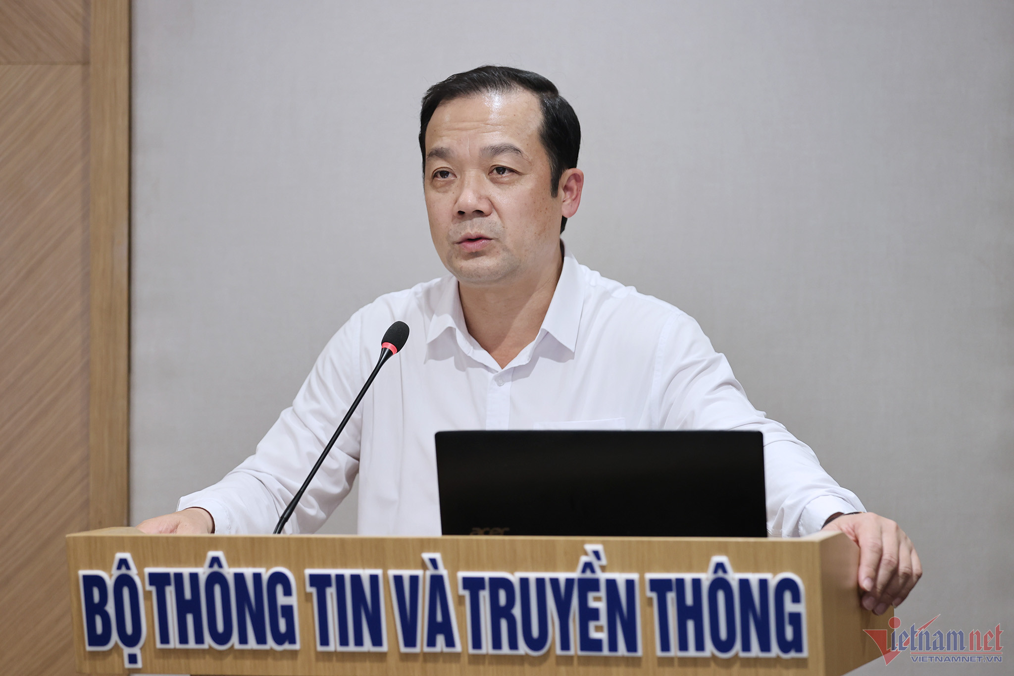 w thu truong pham duc long 3