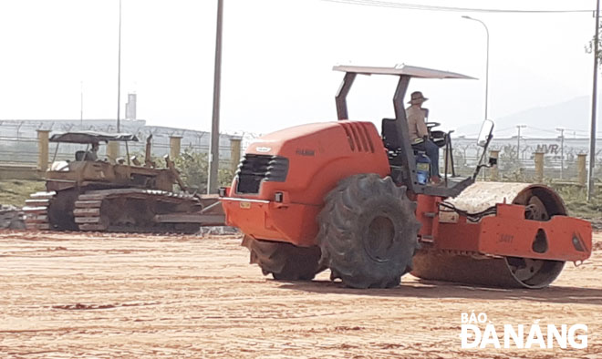 work proceeds in a rush
