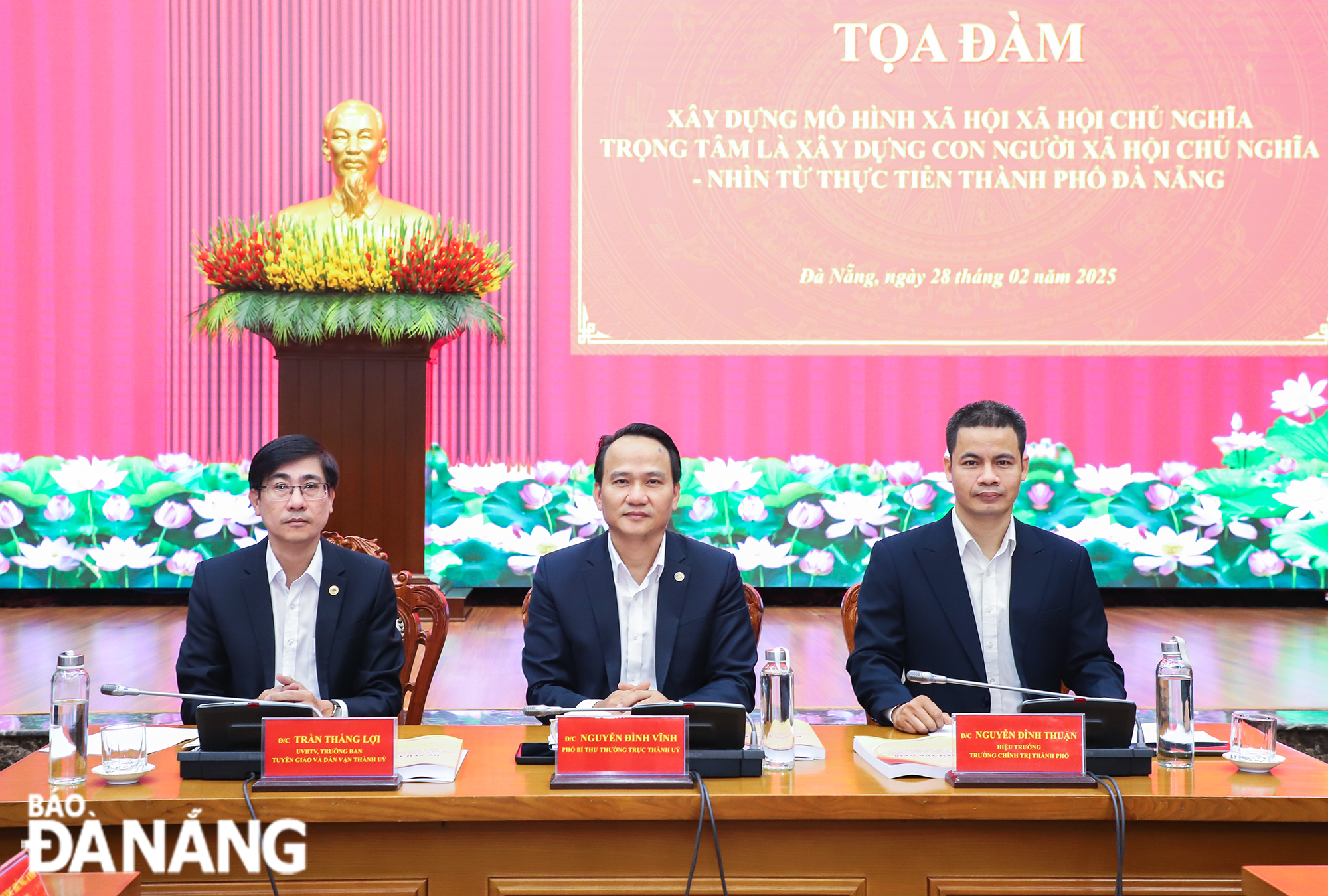 xay dung mo hinh xa hoi xa hoi chu nghia